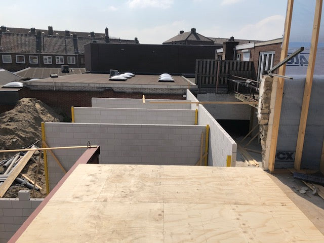 Nieuwbouwen van 22 Garageboxen